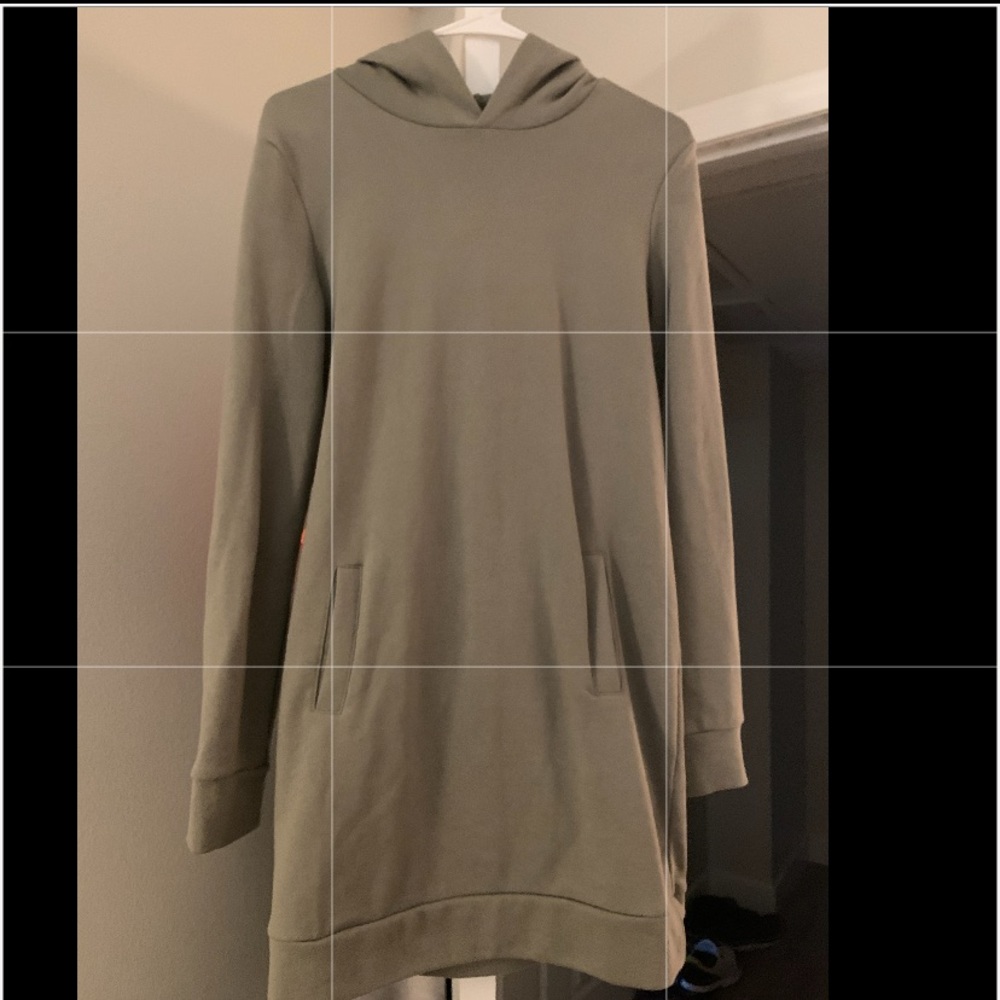 Sweater/hoodie dress